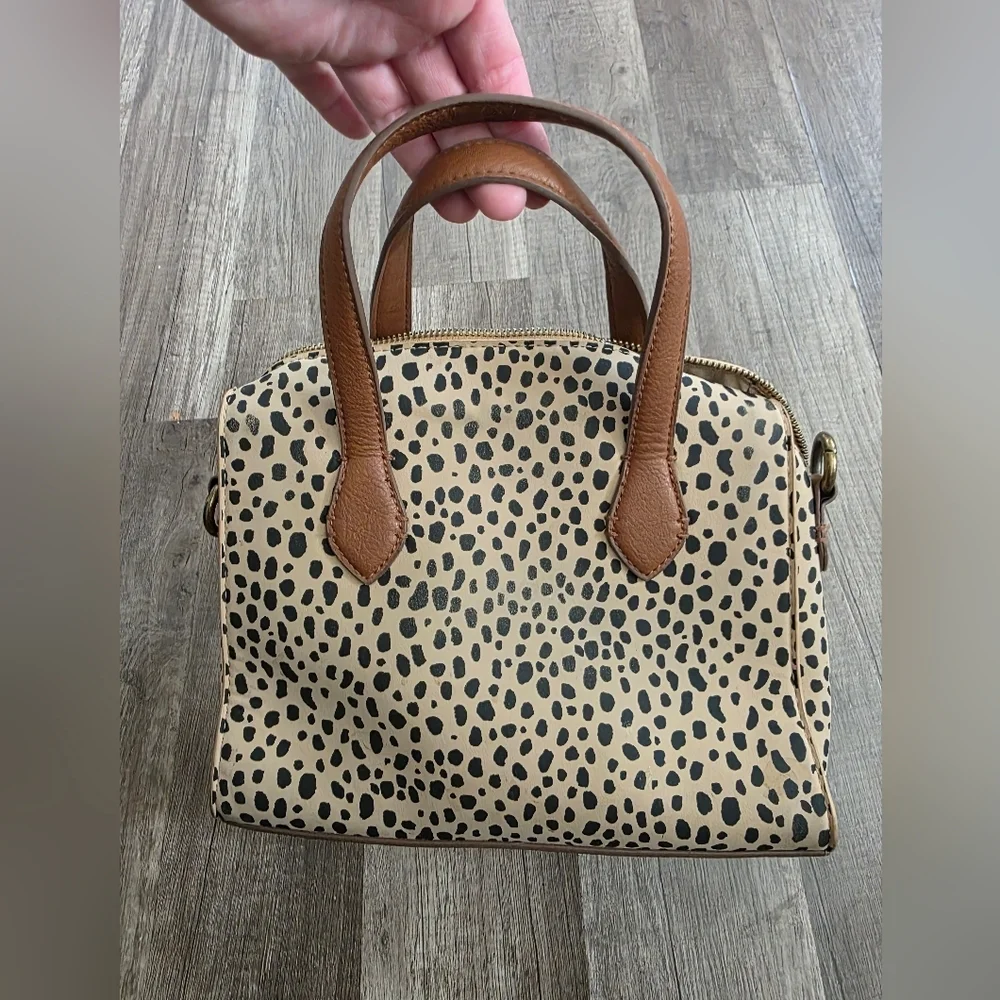 Universal Thread Target Leopard Animal Print Satchel Tan Crossbody Nano Boho